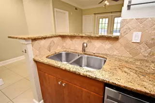 Photo #6: O6287607 Listing 