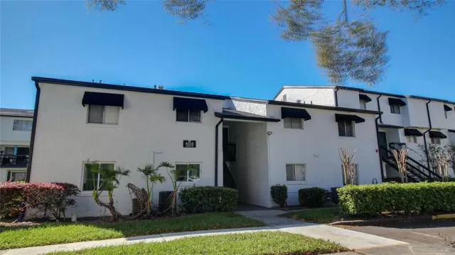 MLS: O6287707 Condo For Sale