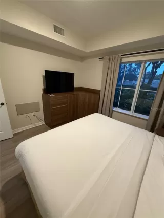 Photo #5: O6287892 Listing 