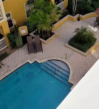 Photo #3: O6287906 Listing