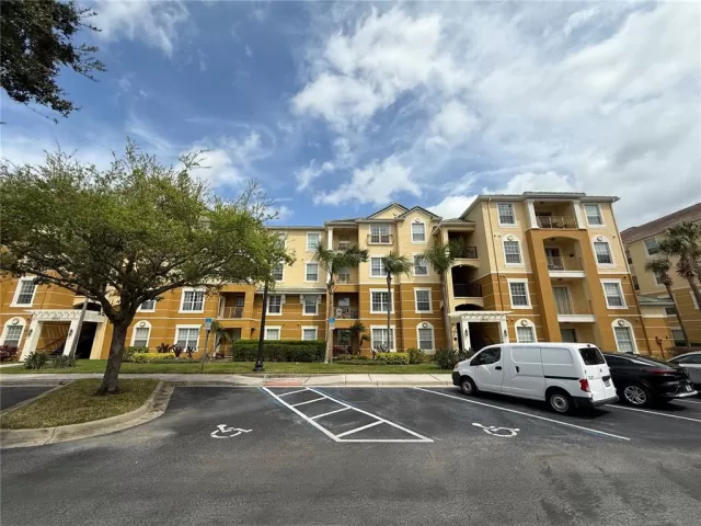 MLS: O6287935 Condo For Sale