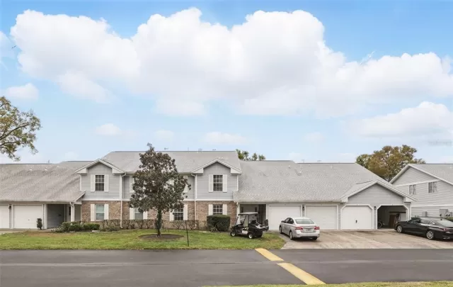 MLS: O6287957 Condo For Sale