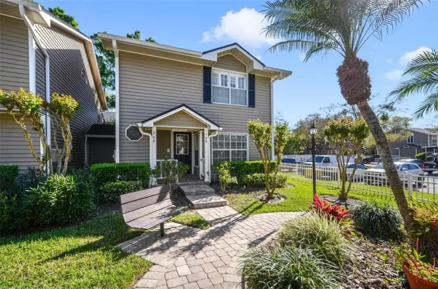 MLS: O6287962 Condo For Sale