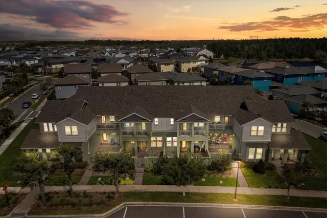 MLS: O6287978 Condo For Sale