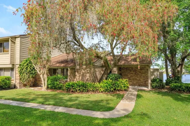 MLS: O6288298 Condo For Sale