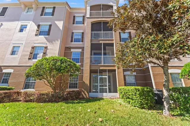 MLS: O6288388 Condo For Sale