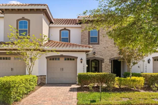 MLS: O6288511 Condo For Sale