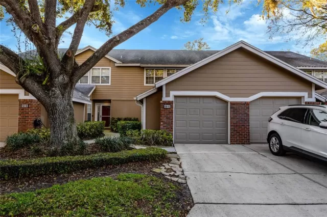 MLS: O6288585 Condo For Sale