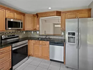 Photo #2: O6288944 Listing 