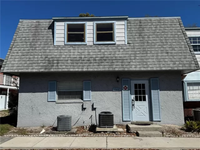 MLS: O6289109 Condo For Sale