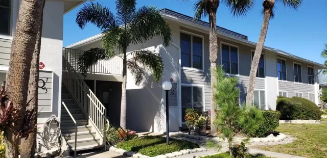 MLS: O6289293 Condo For Sale