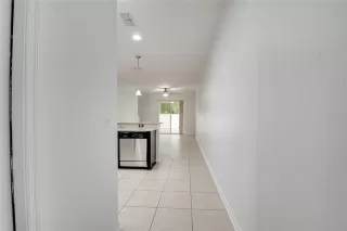 Photo #6: O6289913 Listing 