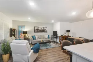 Photo #6: O6290188 Listing