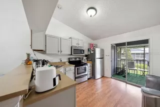 Photo #3: O6290888 Listing 