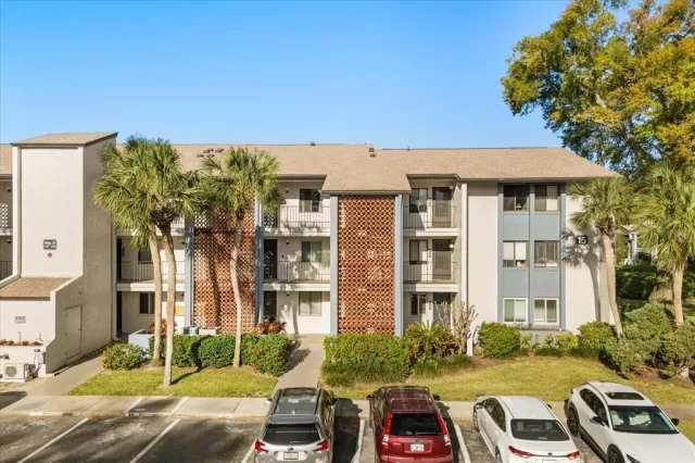 MLS: O6291142 Condo For Sale