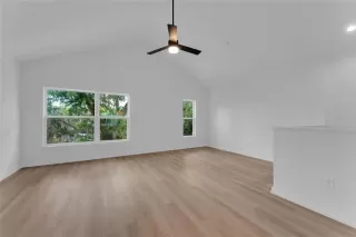 Photo #5: O6291281 Listing