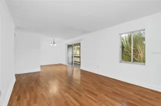 Photo #2: O6291394 Listing