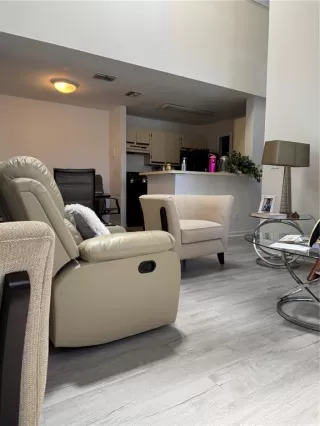 Photo #3: O6291757 Listing