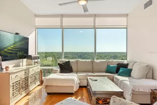 Photo #2: O6292367 Listing