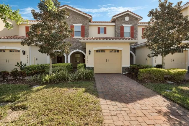 MLS: O6292921 Condo For Sale