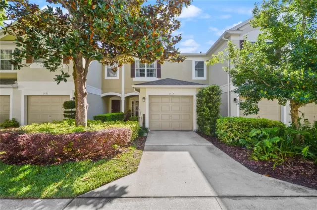 MLS: O6293141 Condo For Sale