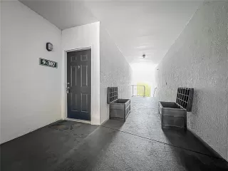 Photo #2: O6293551 Listing 