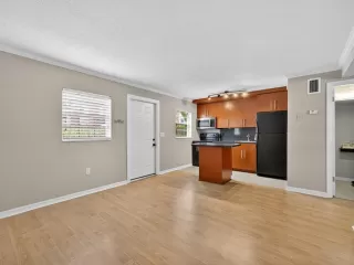 Photo #5: O6293914 Listing 