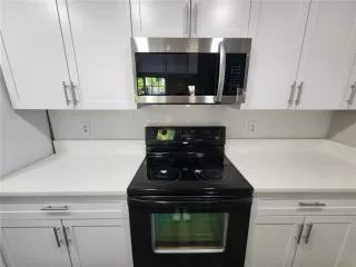 Photo #6: O6294078 Listing