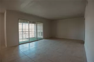 Photo #6: O6294181 Listing 