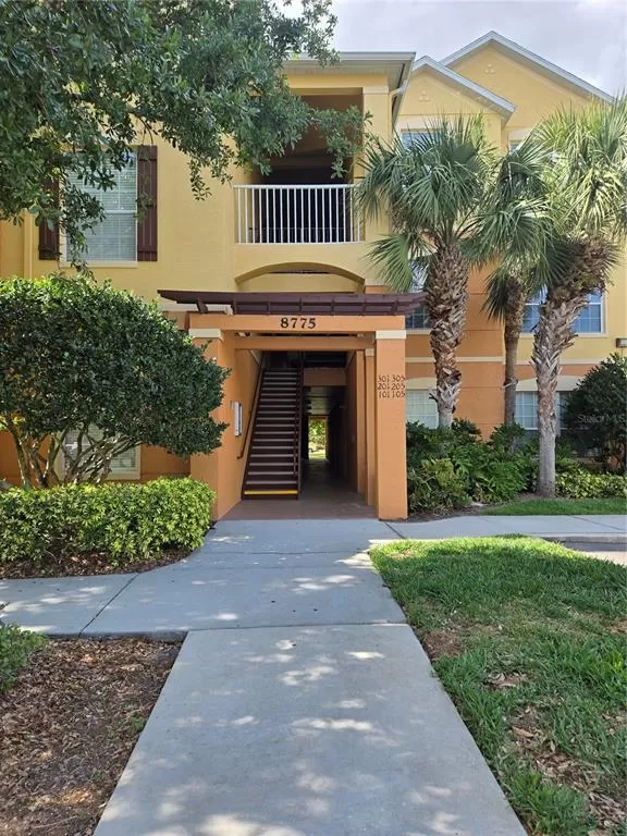 MLS: O6294677 Condo For Sale
