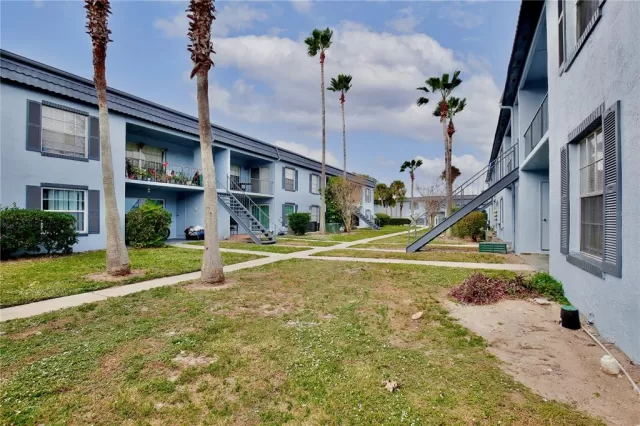 MLS: O6294871 Condo For Sale