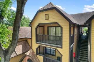 Photo #1: O6295413 Listing