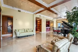 Photo #5: O6295899 Listing 