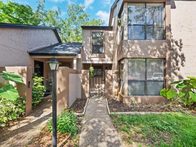 MLS: O6295905 Condo For Sale