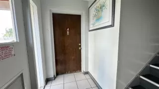 Photo #2: O6296122 Listing