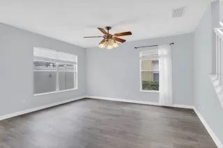 Photo #3: O6296163 Listing