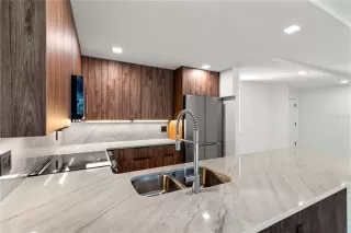 Photo #6: O6296168 Listing 