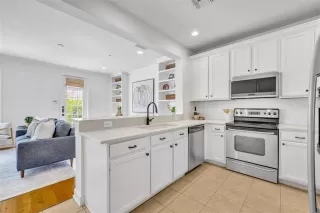 Photo #6: O6296210 Listing 