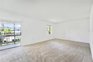 Photo #5: O6296495 Listing