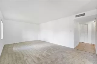 Photo #6: O6296495 Listing