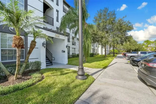 MLS: O6297177 Condo For Sale