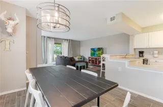 Photo #4: O6297345 Listing 