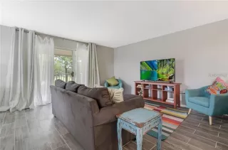 Photo #6: O6297345 Listing 