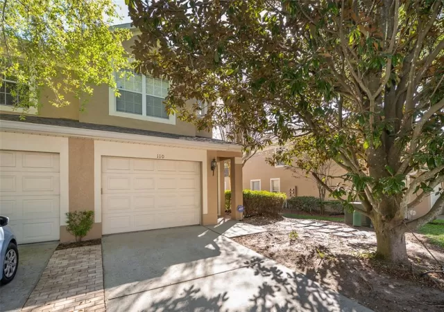 MLS: O6297567 Condo For Sale