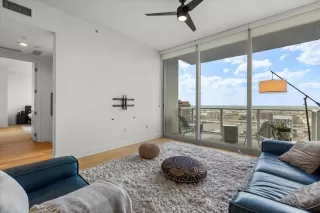 Photo #2: O6297756 Listing 