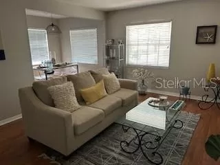 Photo #1: O6297896 Listing