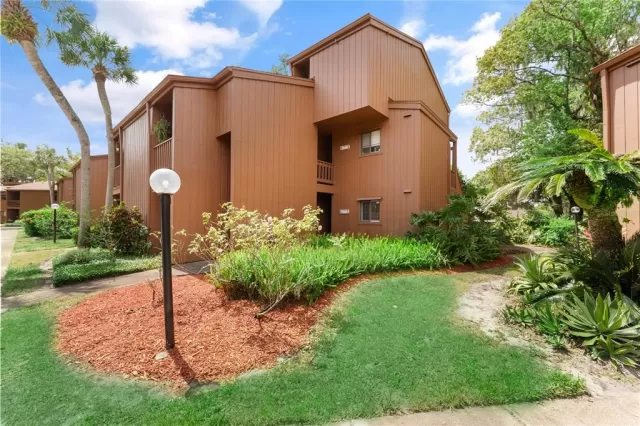 MLS: O6298502 Condo For Sale