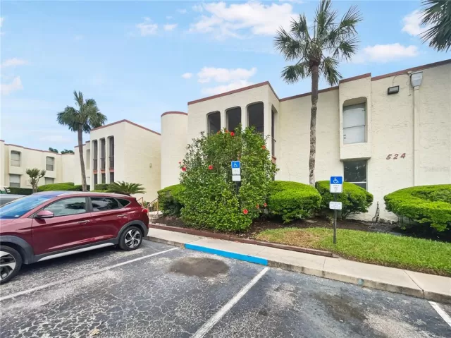 MLS: O6298725 Condo For Sale