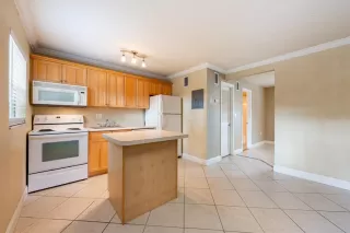 Photo #6: O6298728 Listing