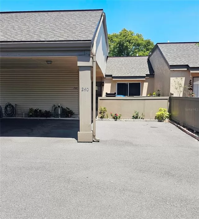 MLS: O6299368 Condo For Sale